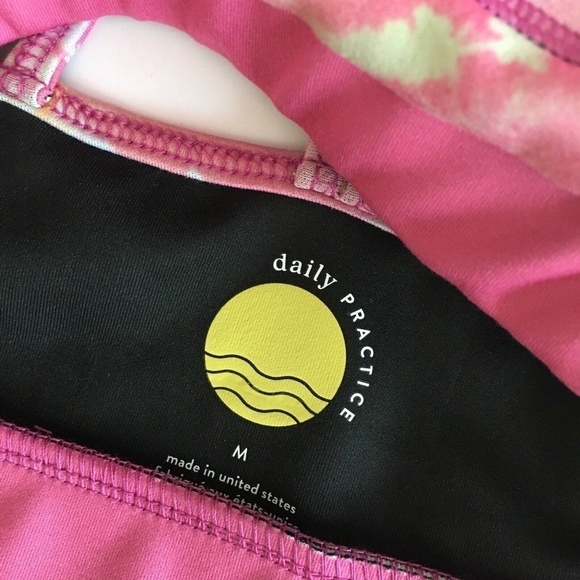 NWT!! Anthropologie DAILY PRACTICE Sofia Pink Floral Sports Bra Strappy Medium - Picture 11 of 13